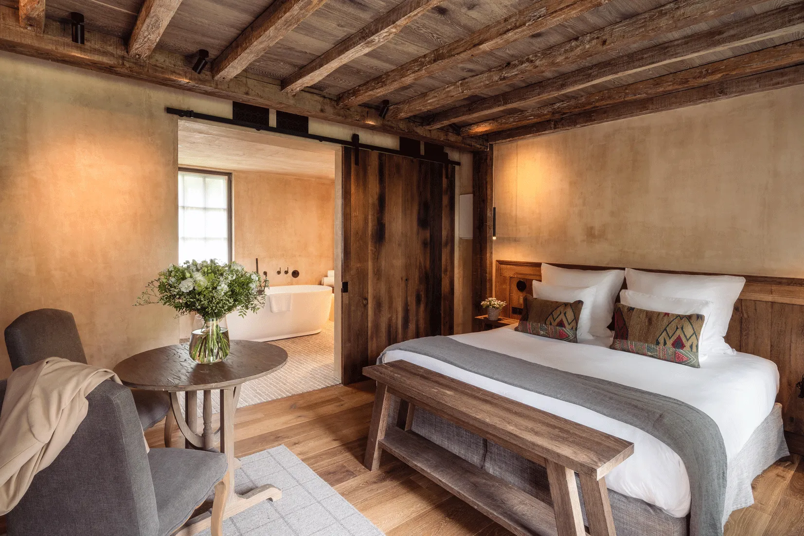 chambre supérieure avec douche hammam à l'hôtel Saint-Delis