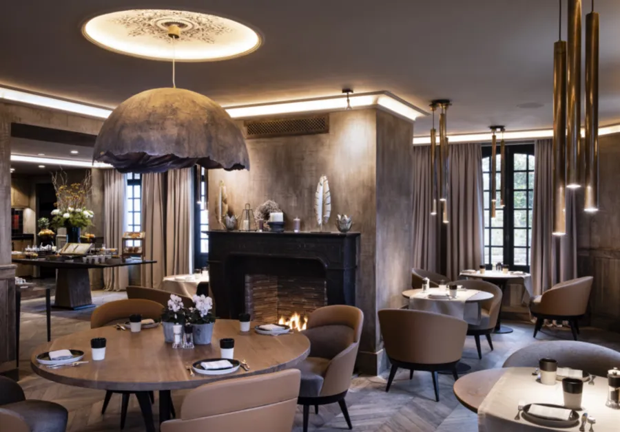 salle intérieur du Bistro La Boucane de la Ferme Saint Siméon