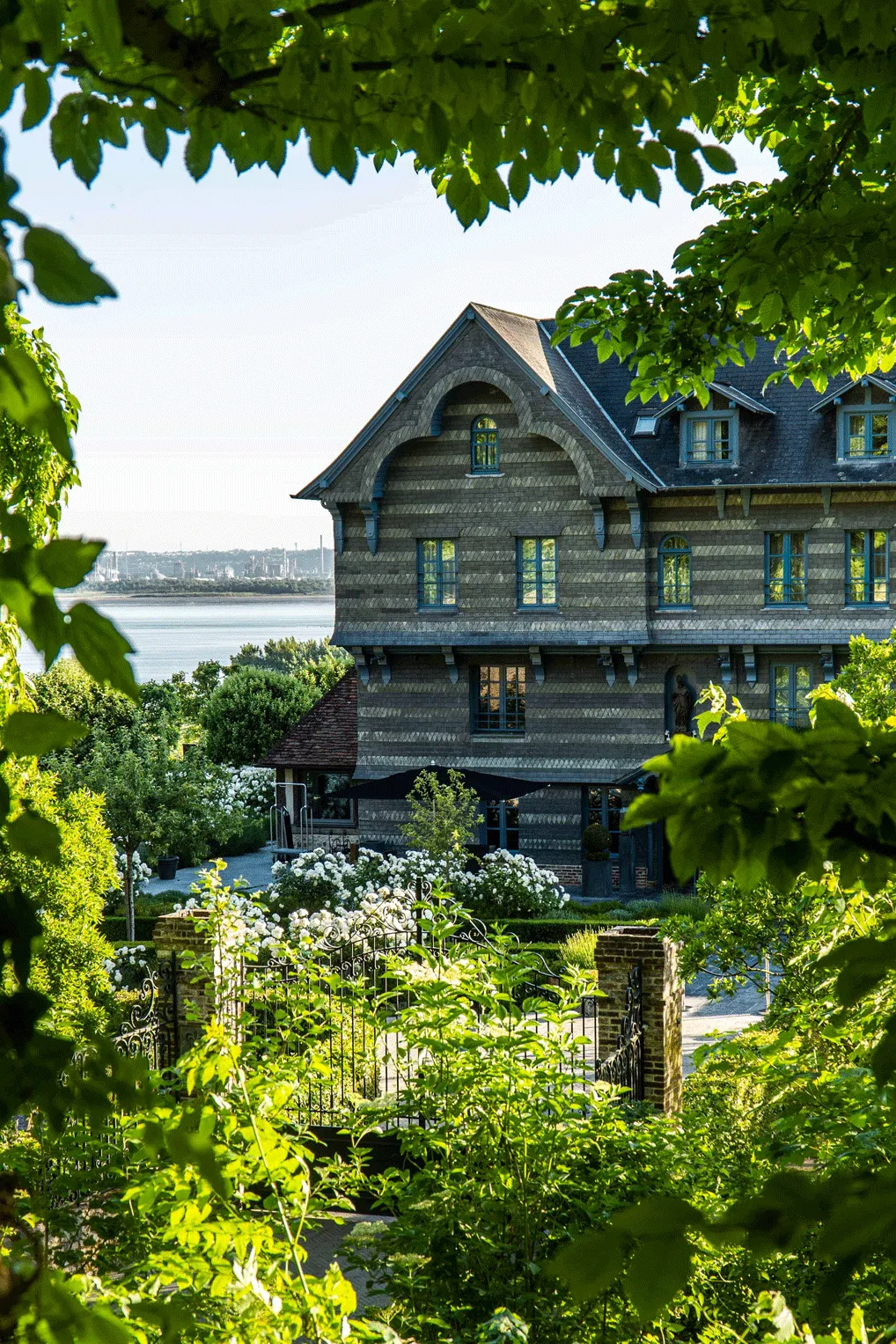vue extérieure de la Ferme Saint-Siméon